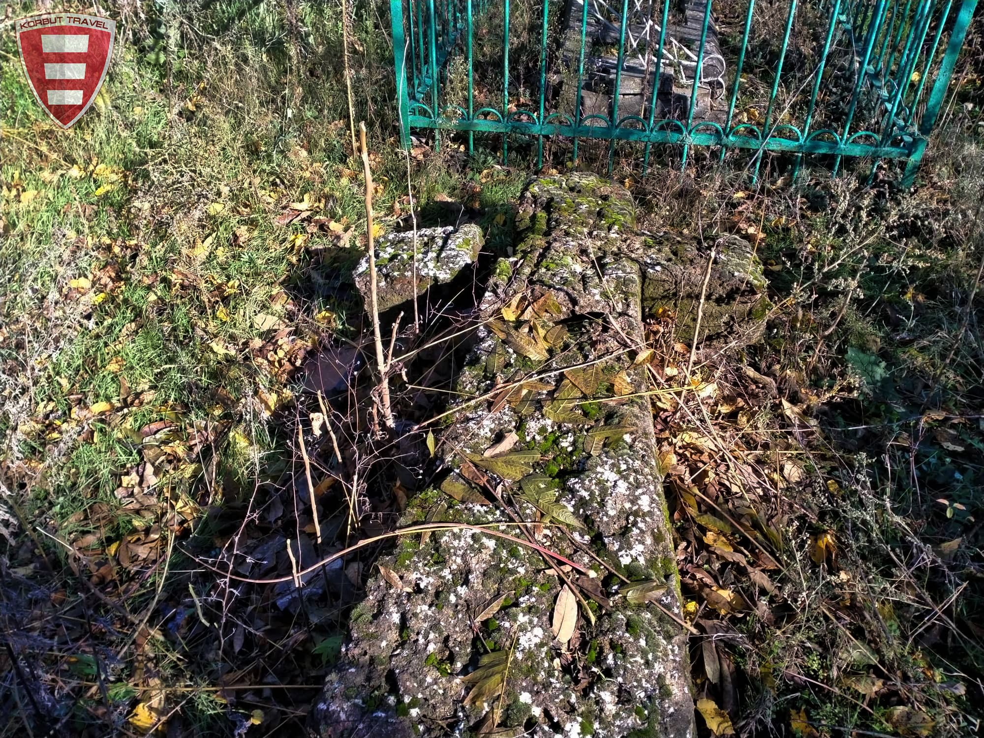 В Марганце нашли каменный крест