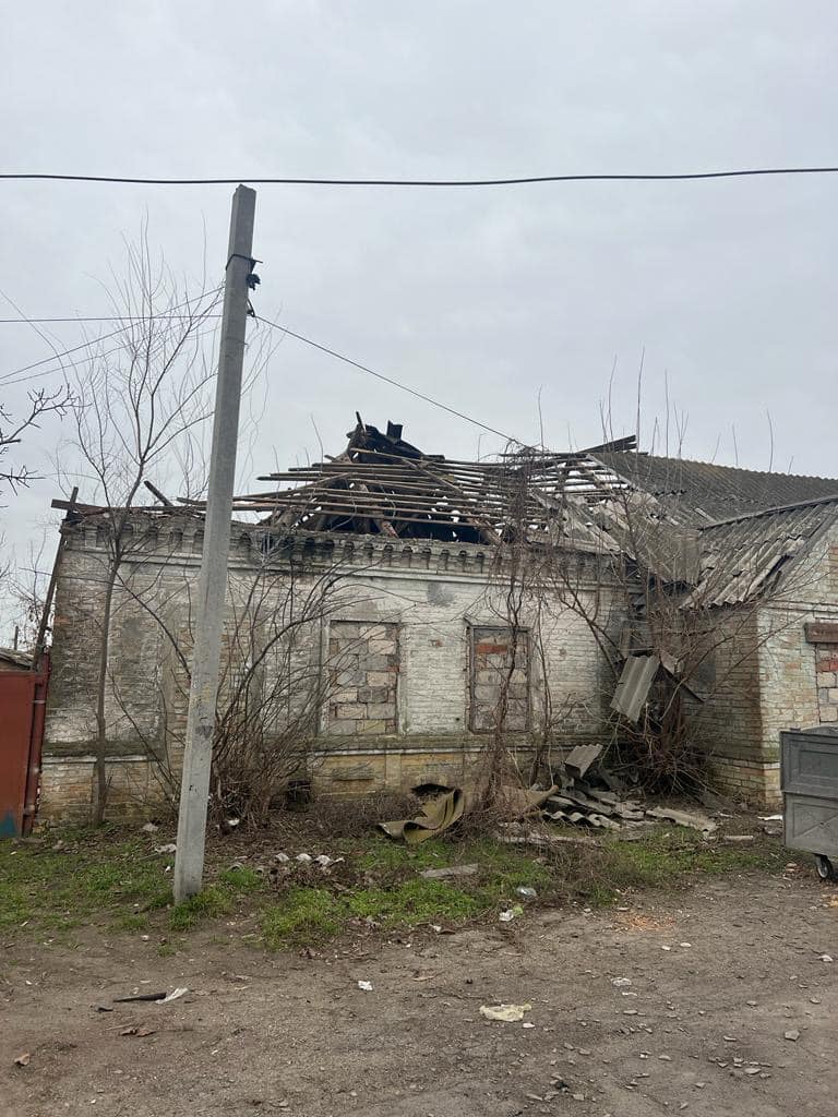 Враг обстрелял Никополь - фото: facebook.com/PoliceDniproRegion