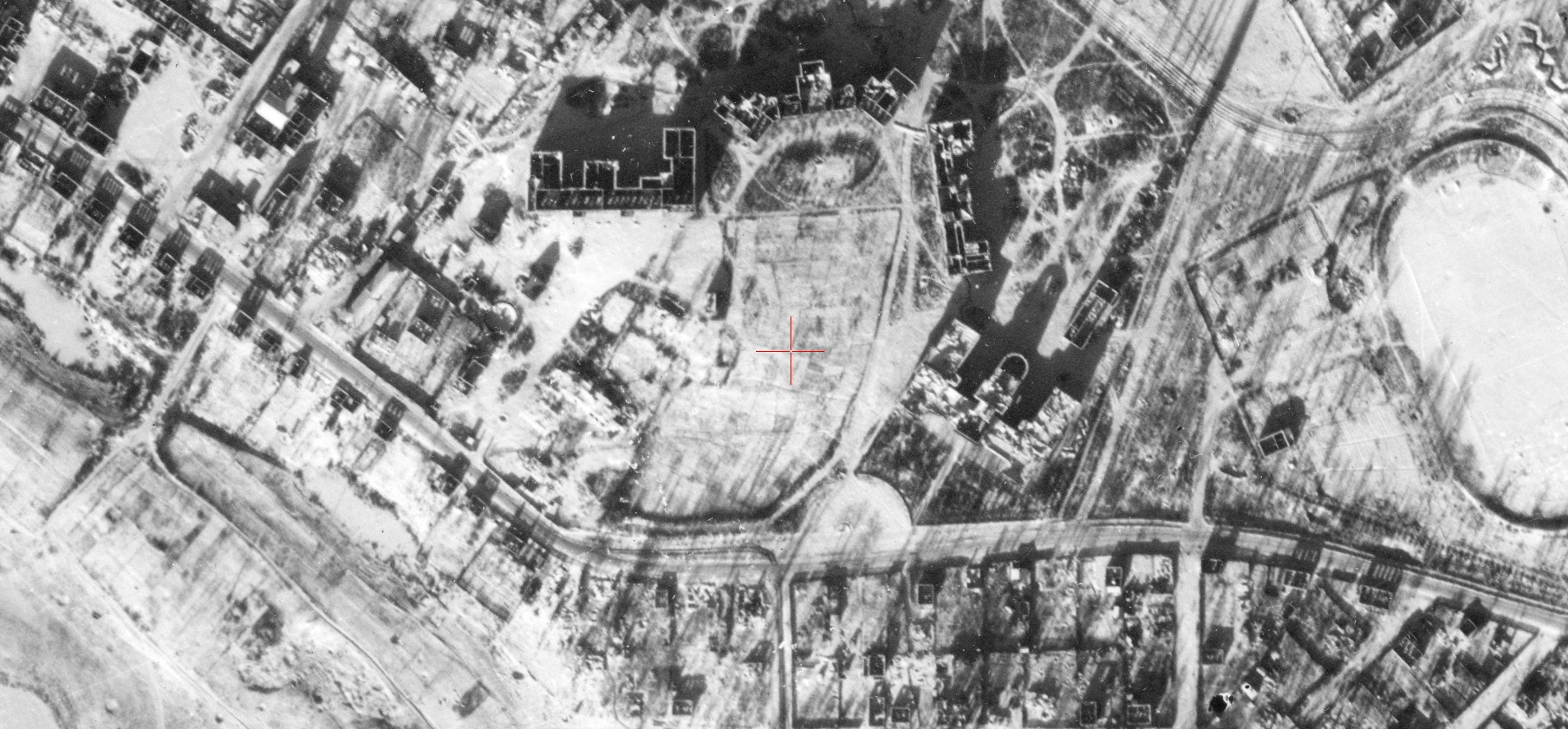 На аерознімку видно територію цвинтаря