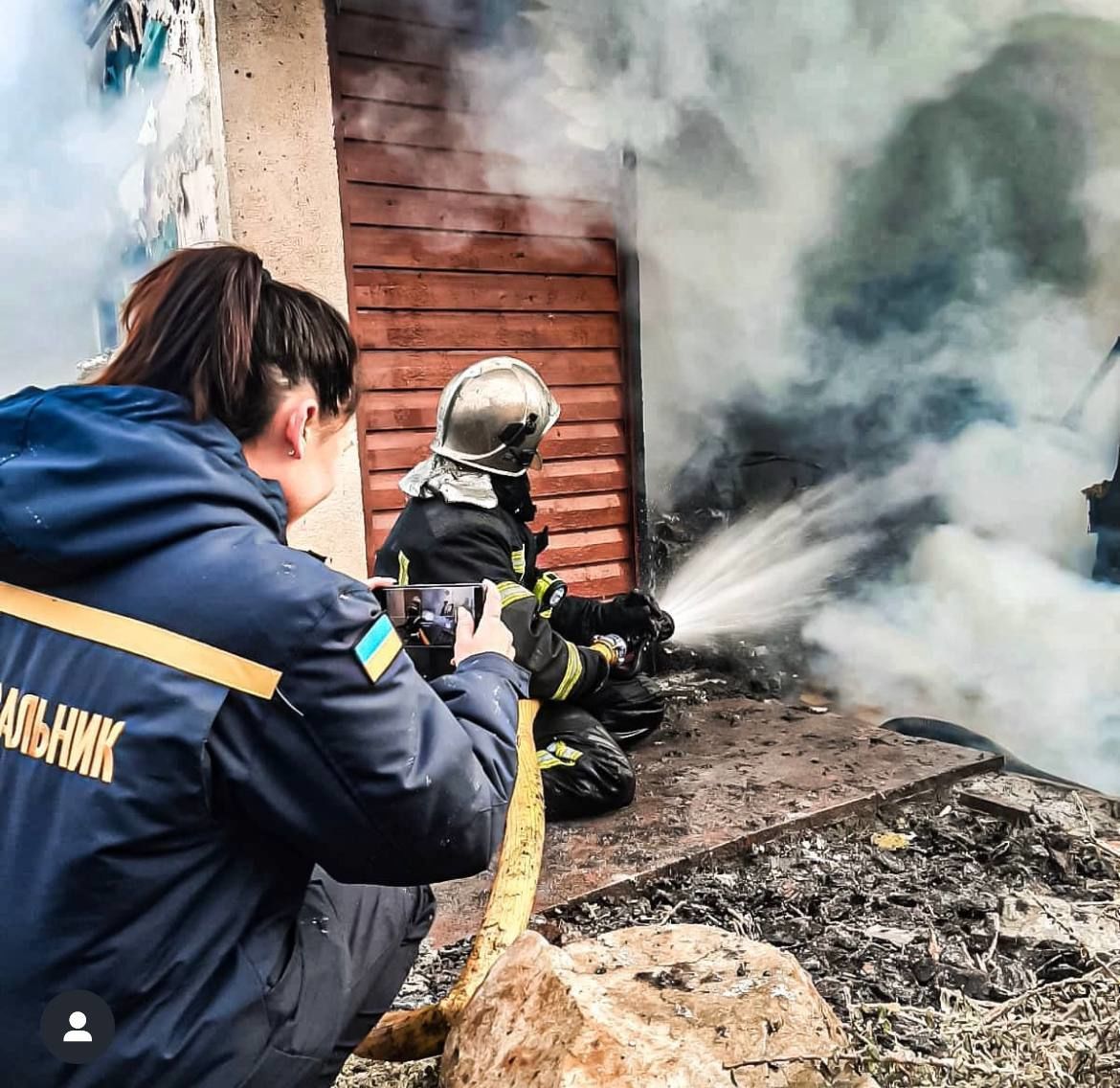 Спасатели попали под обстрел