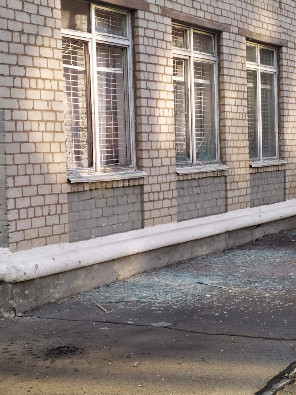 У Кривому Розі пошкоджені школа і житлові будинки