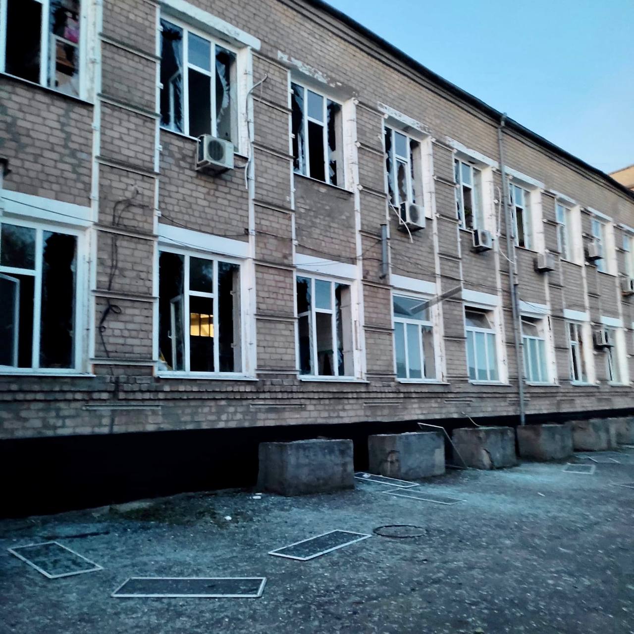 Снаряди пошкодили будинки