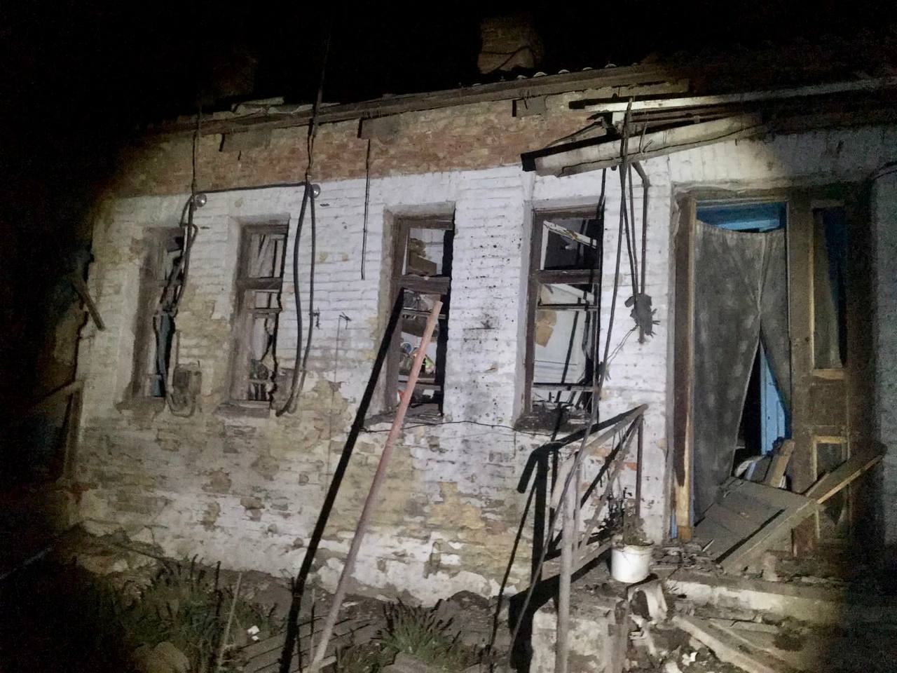 Внаслідок ворожого обстрілу пошкоджені будинки