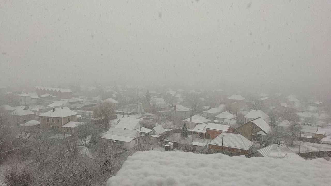 В Днепре настоящая зимняя сказка - фото: t.me/dneproperatyv