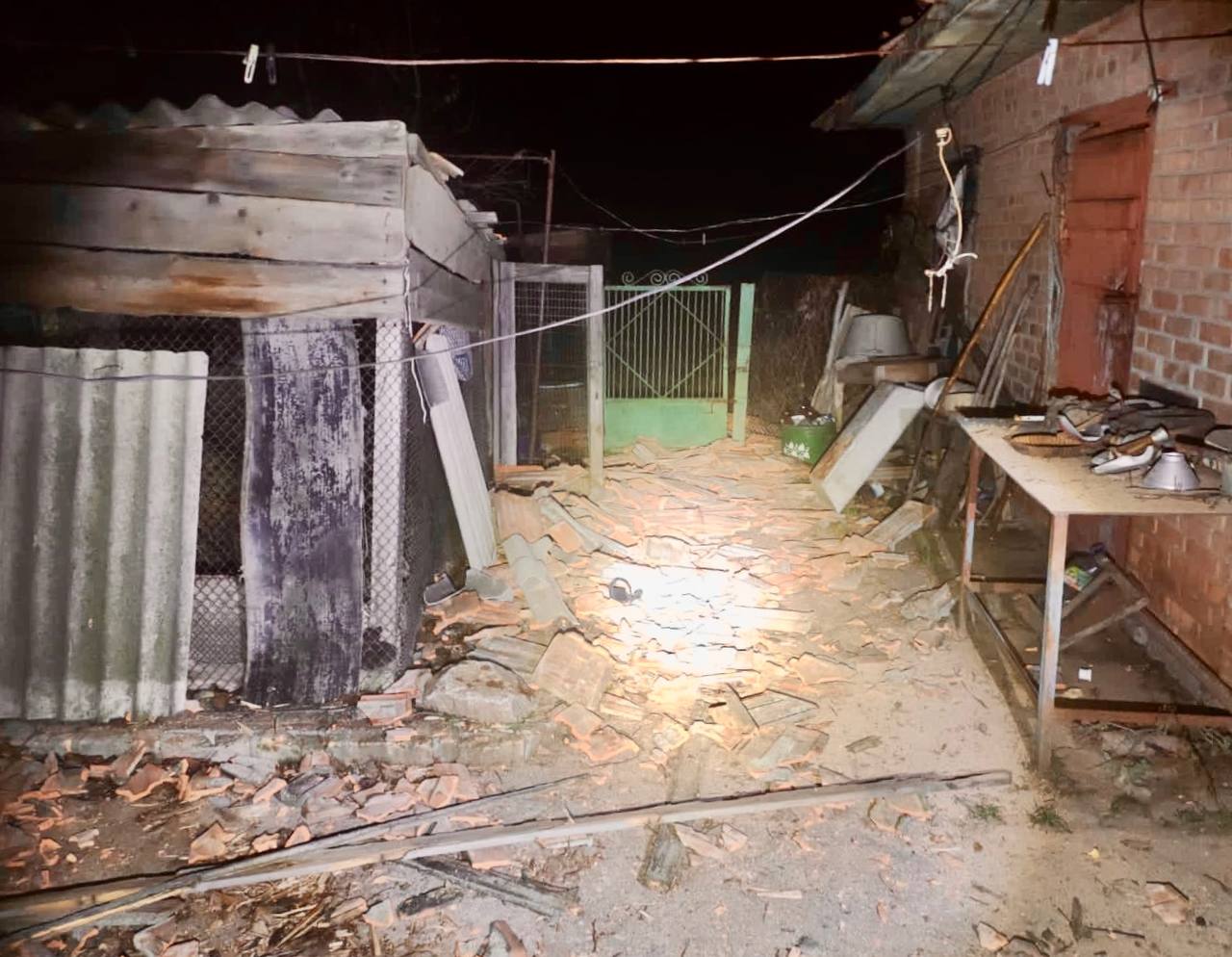 Внаслідок обстрілу пошкоджені приватні будинки