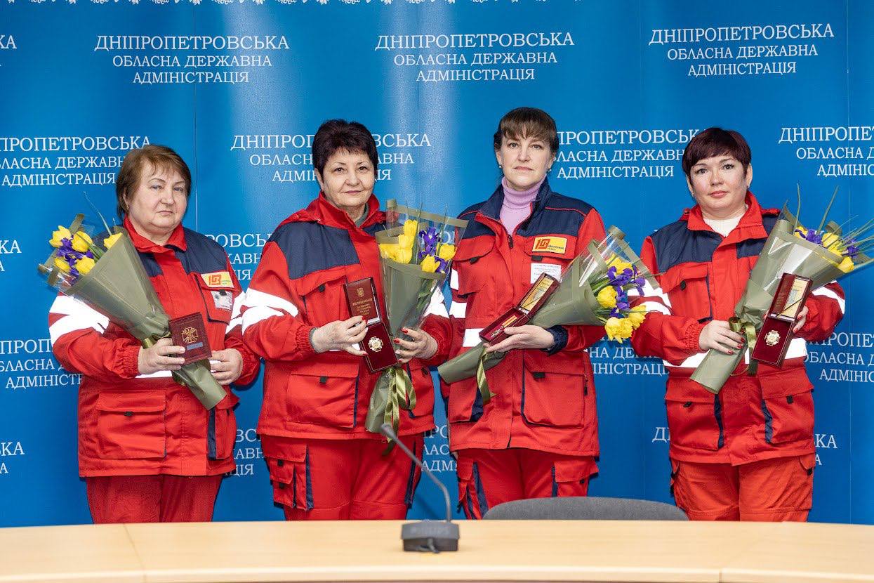Алексей Резников наградил жителей Днепропетровской области - фото: t.me/dnipropetrovskaODA