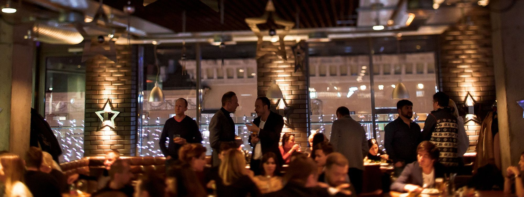 Для дніпрян підготували виступ рок-гурту