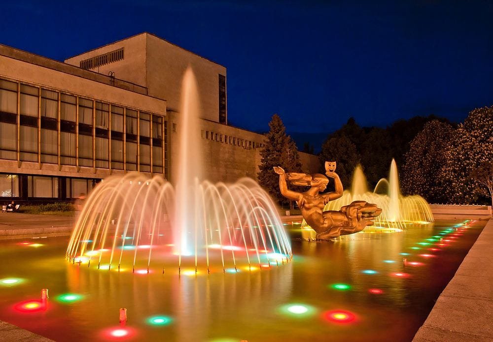 Фонтан Муза -