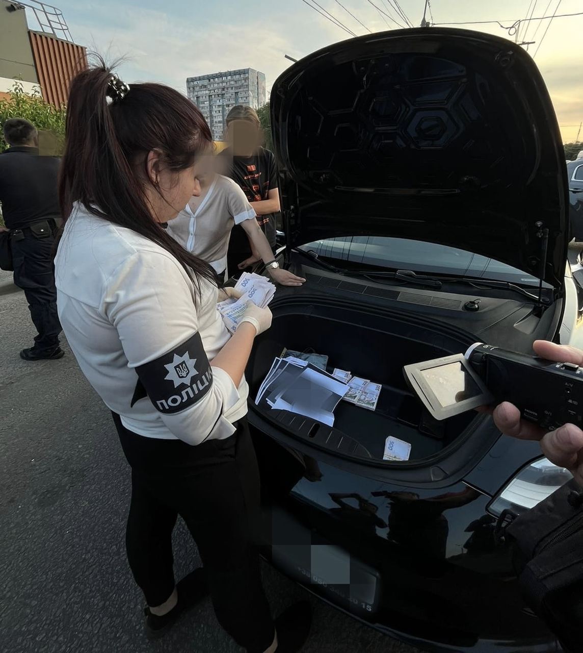 Задержание женщины -