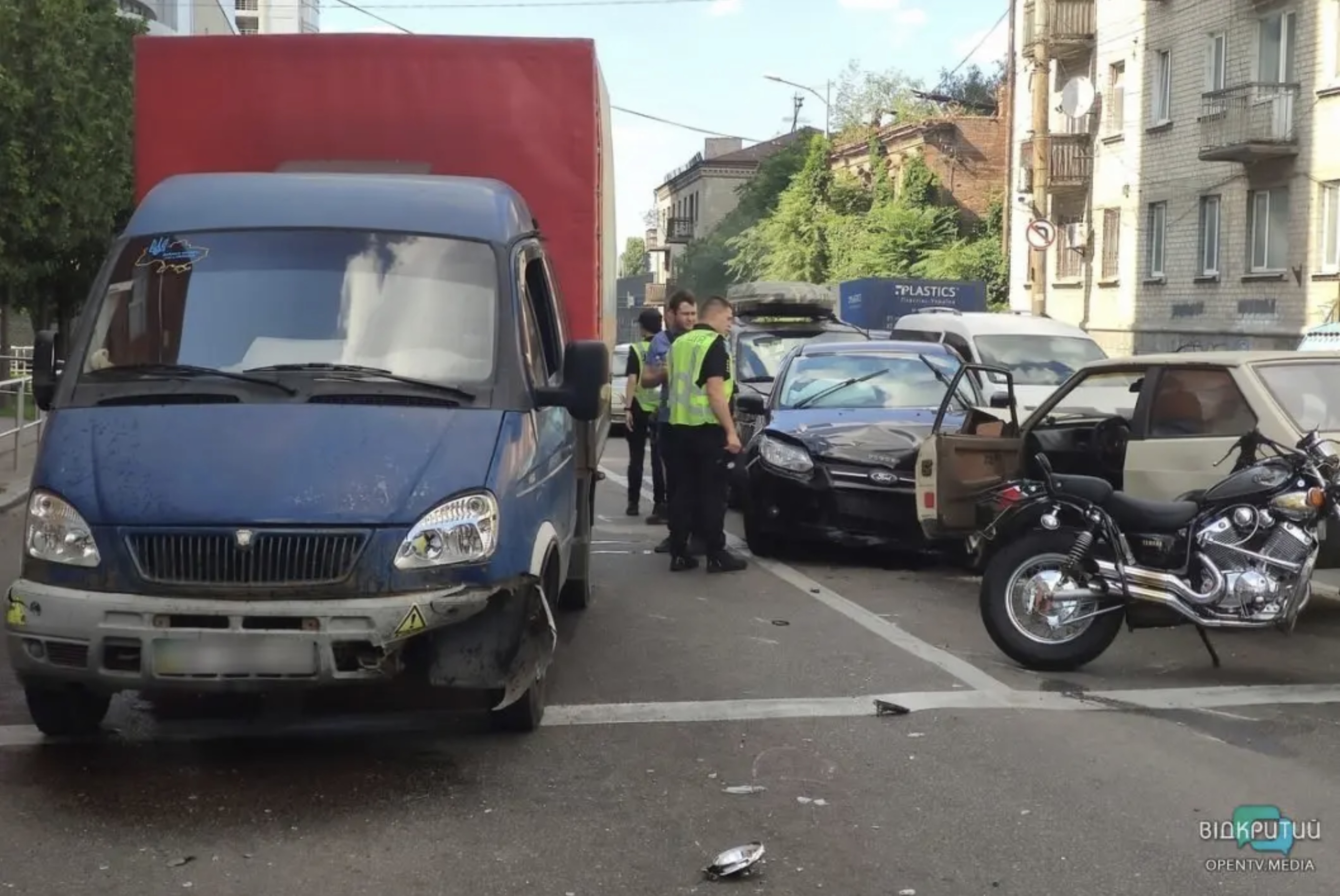 Масштабное ДТП в Днепре -