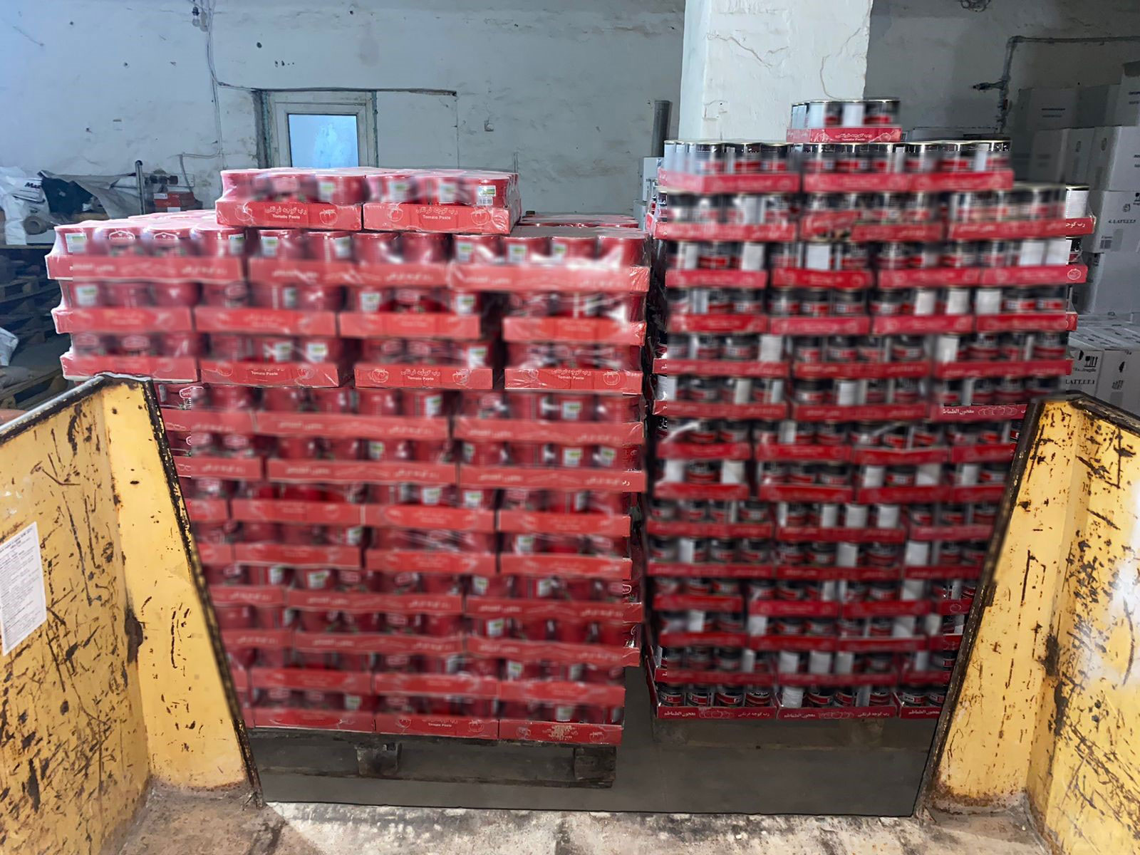 У Дніпрі підприємець зберігав санкційну продукцію з Ірану на 3 мільйони гривень -