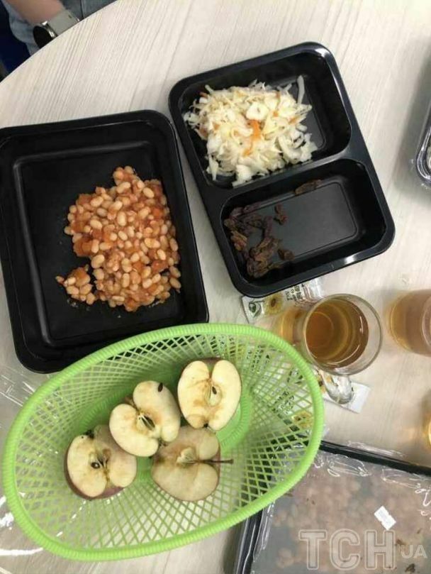 Скандал зі шкільним харчуванням у Дніпрі: що відомо - || фото: t.me/dniprooblcentr