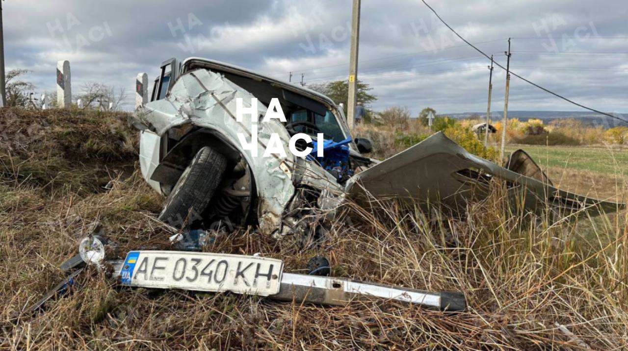 У Дніпропетровській області потяг наїхав на авто з водієм - || фото: t.me/nachasi_news