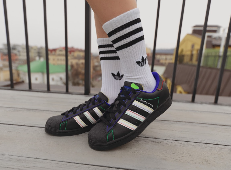 Аdidas Originals та KSENIASCHNAIDER презентували нову спільну колекцію фото 2 1