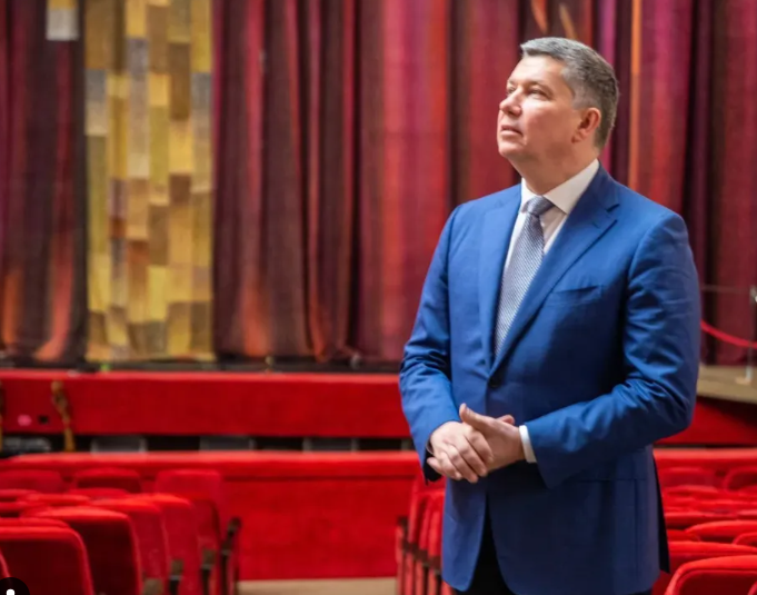 Дніпровський академічний театр опери та балету очолив ексміністр культури України фото 1