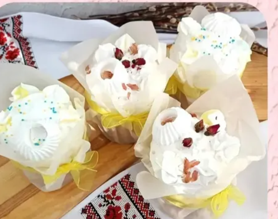 Где в Днепре заказать пасхи к Пасхе 2025: 7 мест, где готовят пасхальный хлеб