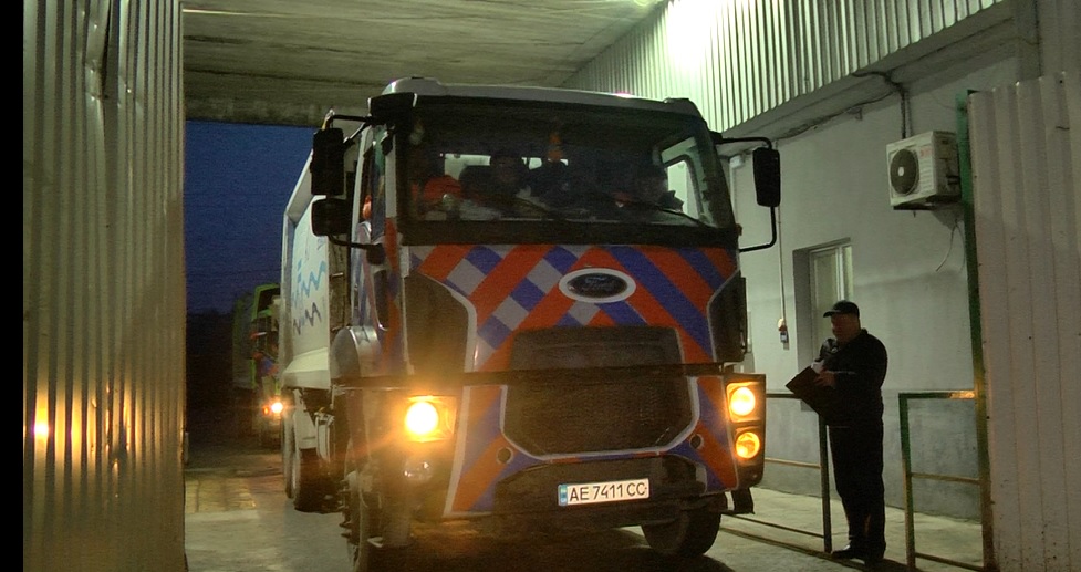 В Днепре мужчины не хотят идти работать, получают повестки в ТЦК