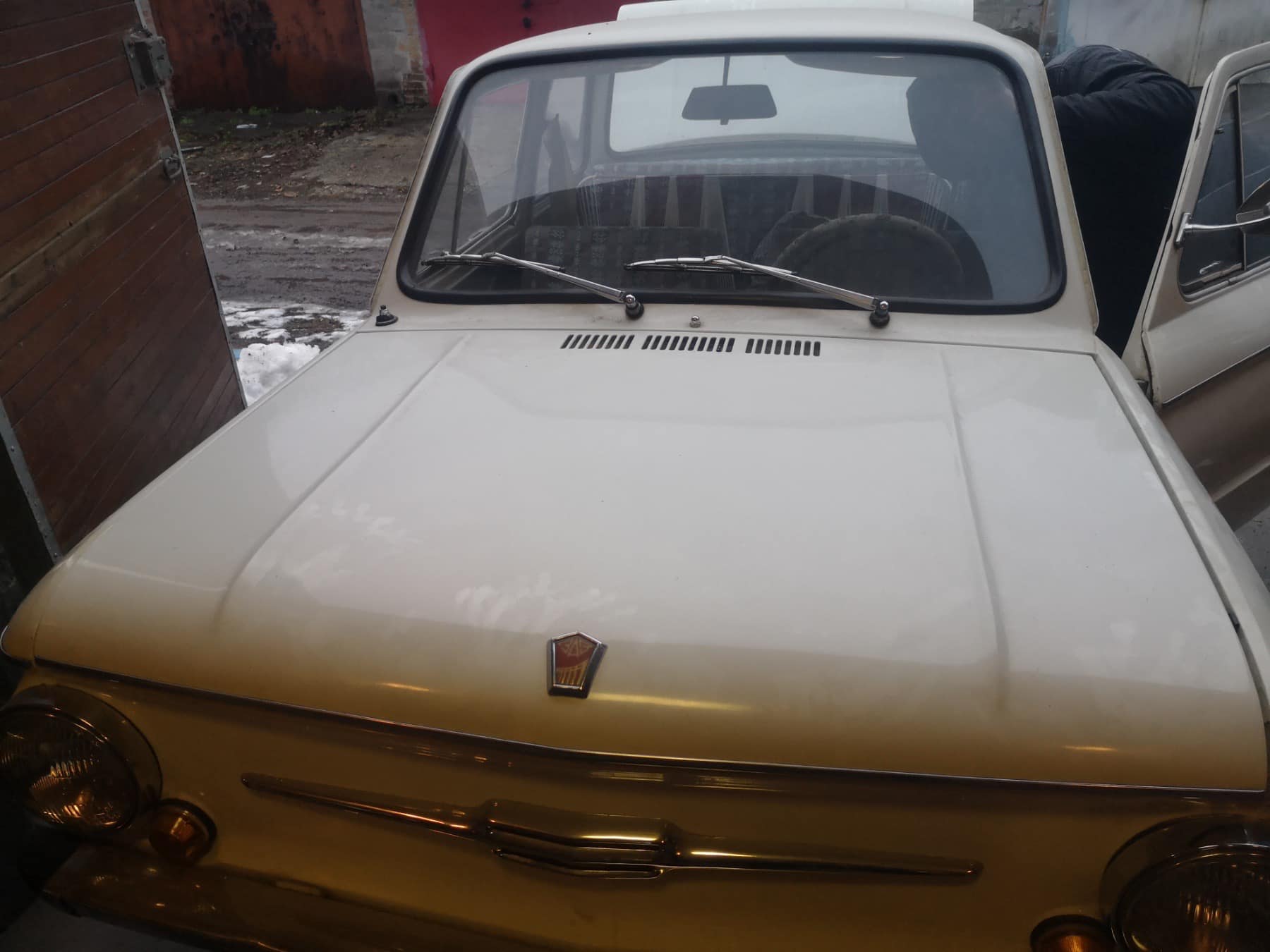 Выиграл в 1975 году: в Днепре нашли автомобиль, который днепрянин выиграл в лотерею