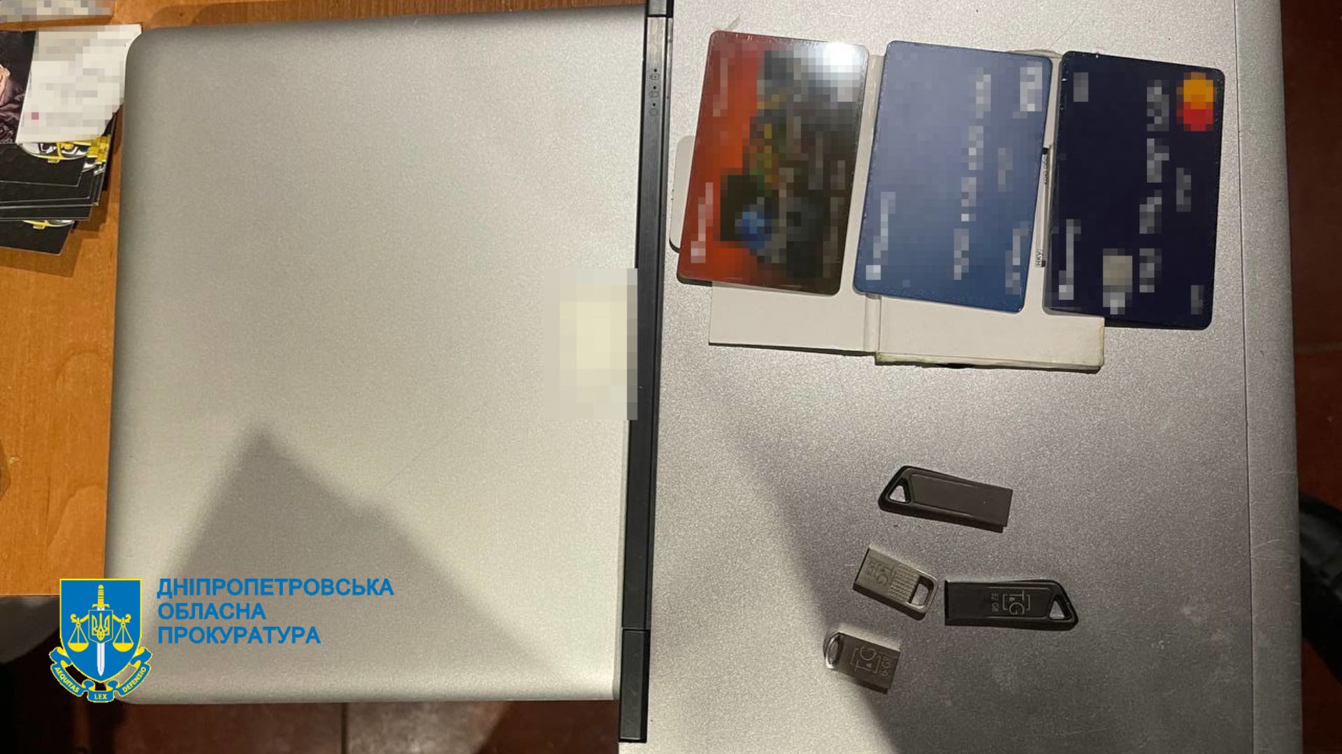 Шахраї продавали неіснуючі автівки та ошукали волонтерів і військових