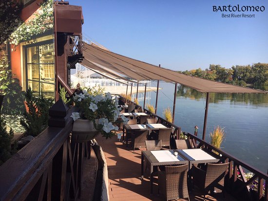 Ешь и кайфуй: 10 заведений в Днепре с красивыми видами