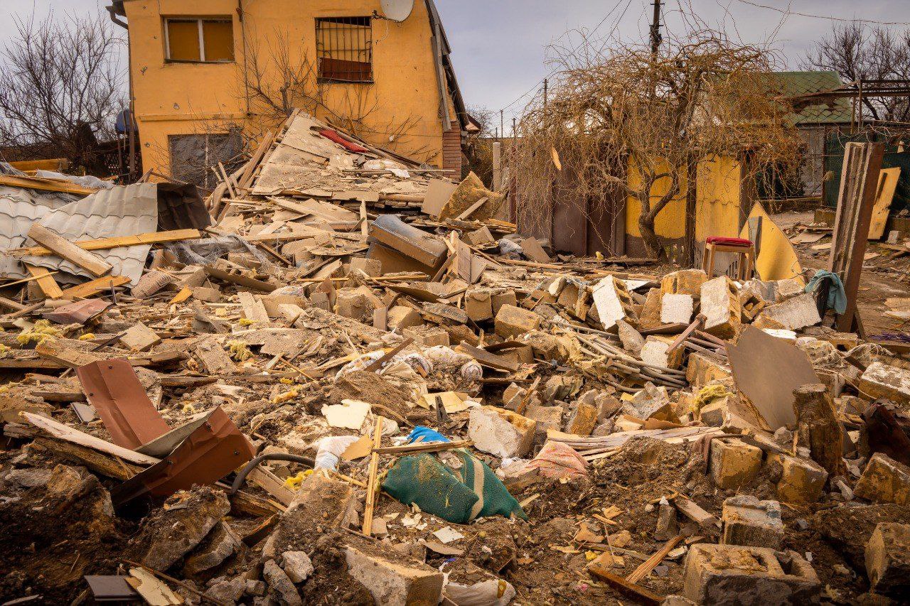 "Купа крові у дворі": як люди пережили ворожу атаку у Кам’янському