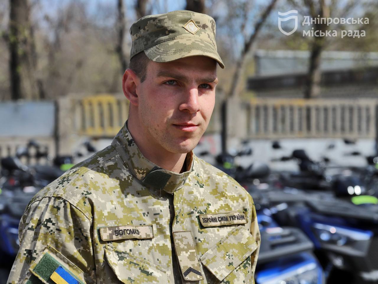 Дніпро забезпечив військових уже сотнею квадроциклів та працює над придбанням наступної партії