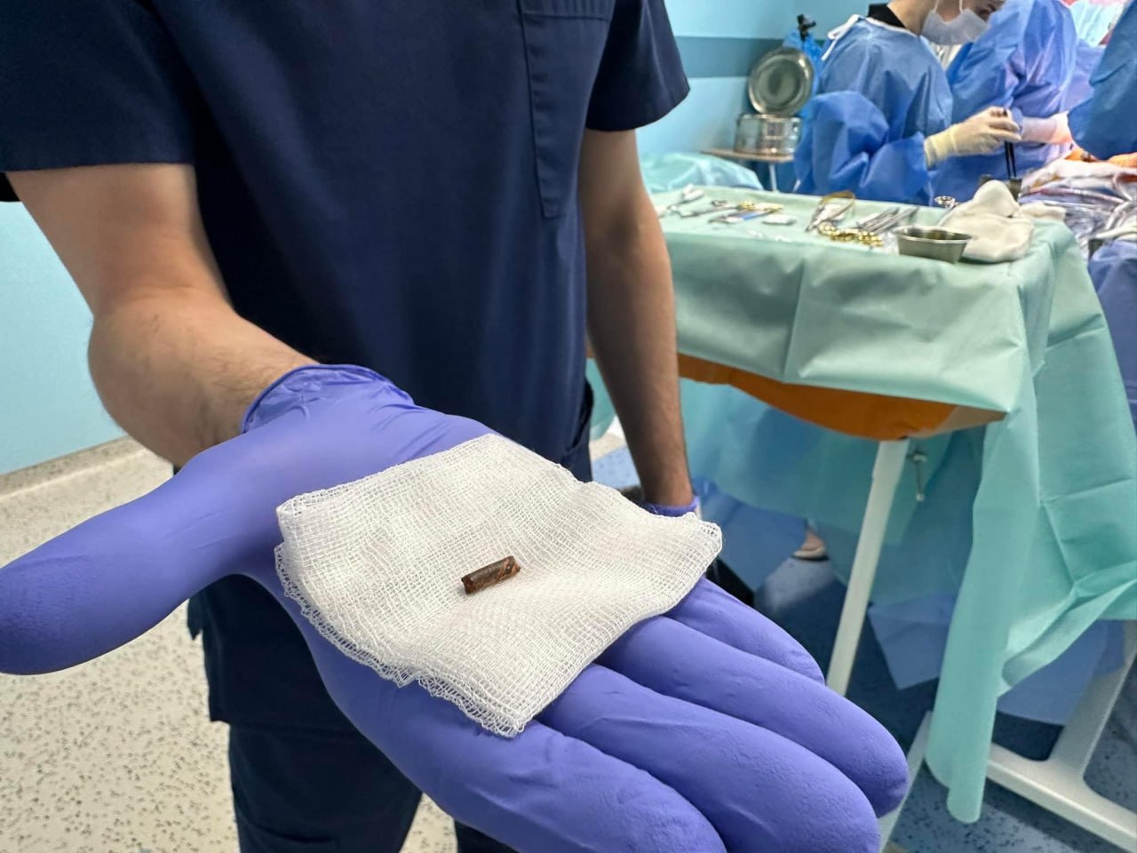 Военному, которого лечили в Днепре, сделали уникальную операцию