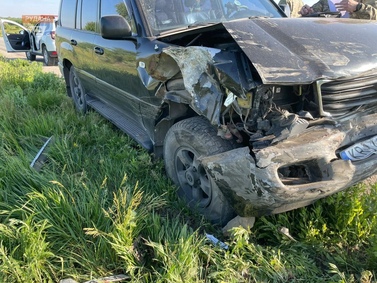 Через п'яного водія захисники втратили дві автівки, на яких їхали на фронт