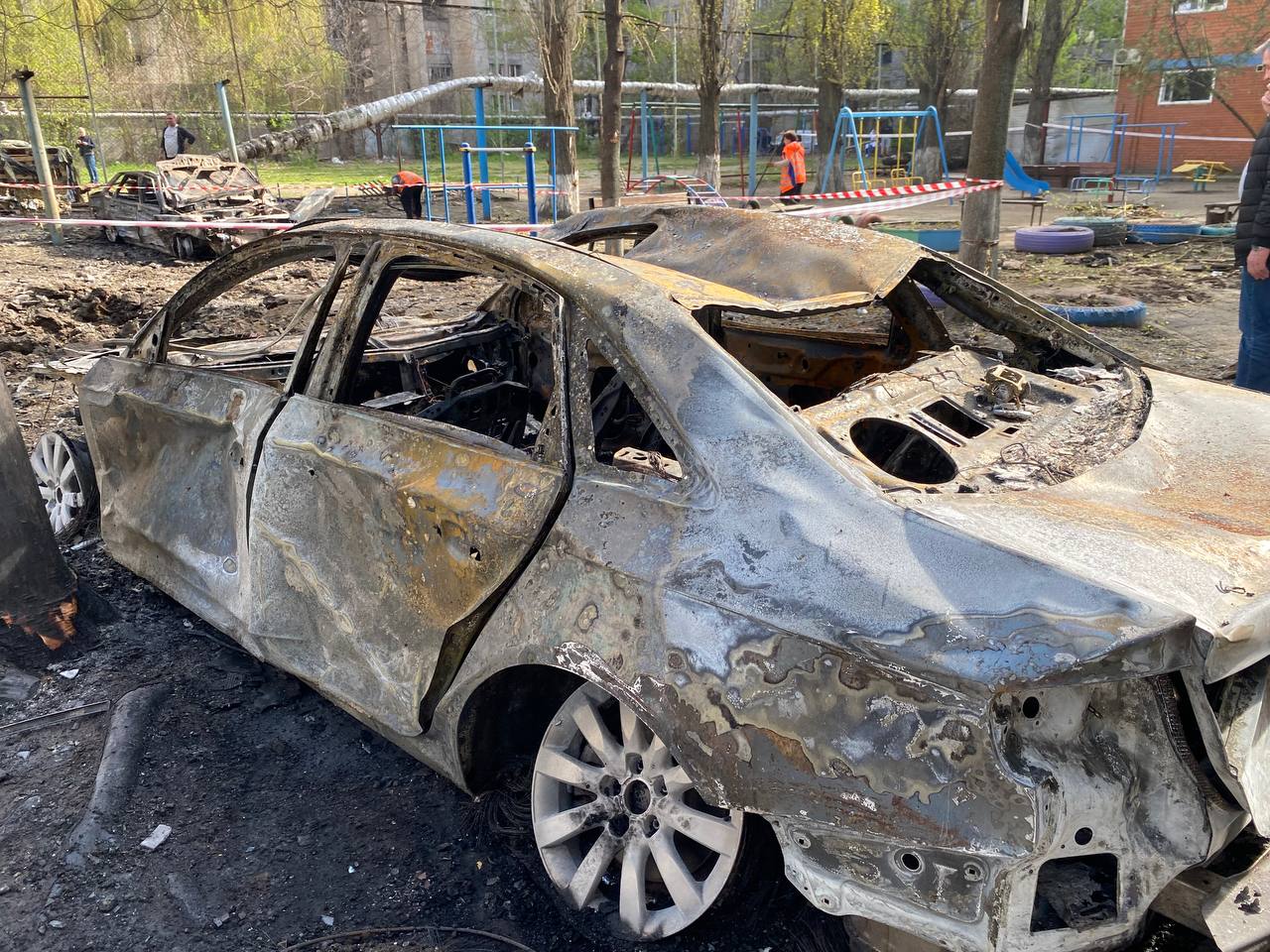 Один крок, який вона не встигла зробити: у Дніпрі від удару дрону загинула 17-річна студентка фото 1