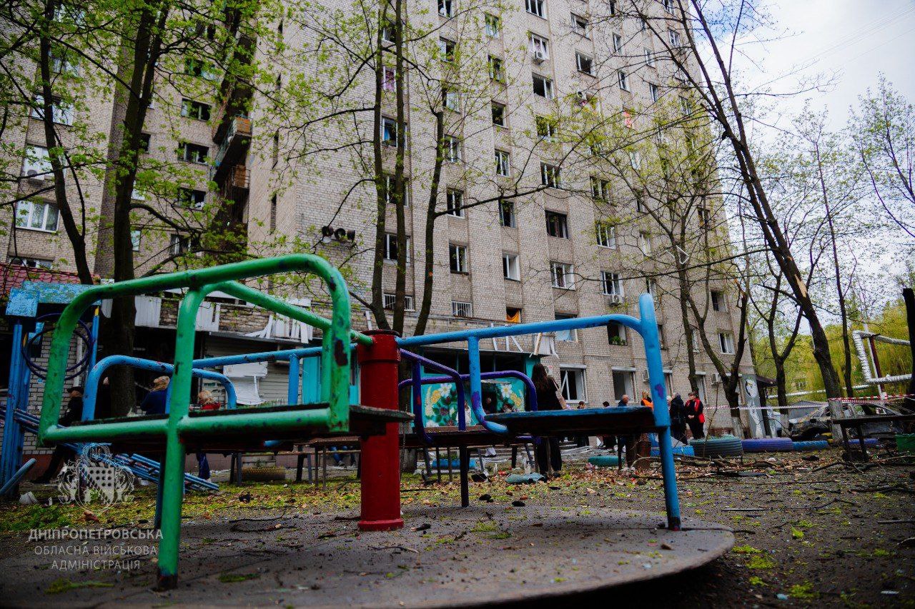 Один крок, який вона не встигла зробити: у Дніпрі від удару дрону загинула 17-річна студентка