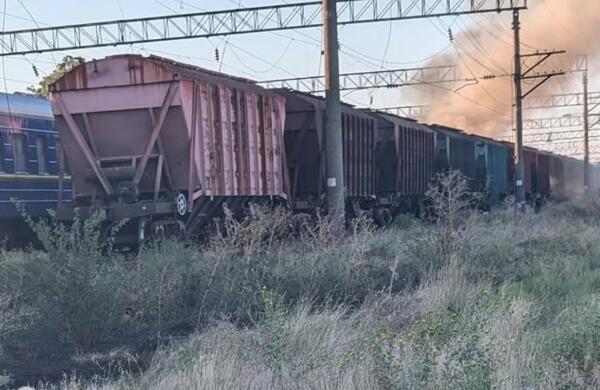 Российский дрон атаковал поезд Одесса &mdash; Днепр: двое железнодорожников погибли