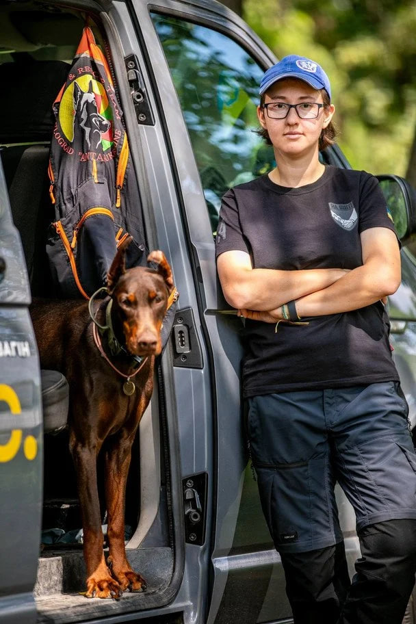 Умерла собака-спасательница Ханна, нашедшая более 170 человек под завалами в Украине фото 2 1
