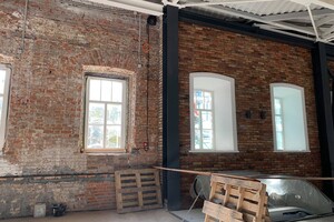 Загляни внутрь: как реставрируют одно из самых старых зданий Днепра фото 3