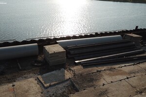 Началась реконструкция: как продвигается строительство рухнувшего моста возле Никополя фото