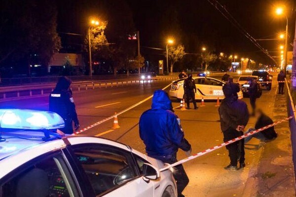 Ночью полиция перекрыла часть Запорожского шоссе: что случилось фото 4
