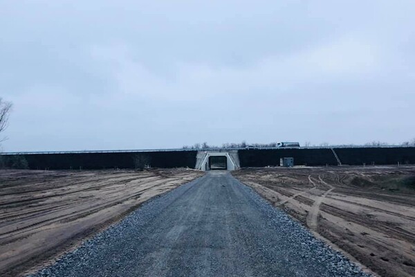 Туннель и двухуровневые развязки: как строят решетиловскую трассу (фото) фото