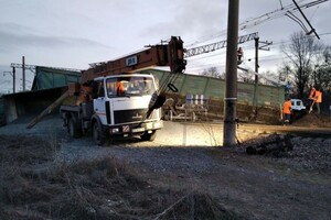 ЧП на железной дороге: на Днепропетровщине поезд сошел с рельсов фото 2