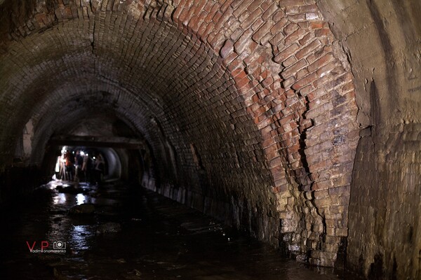 Уникальная находка: под проспектами Днепра обнаружили старинные мосты фото 1