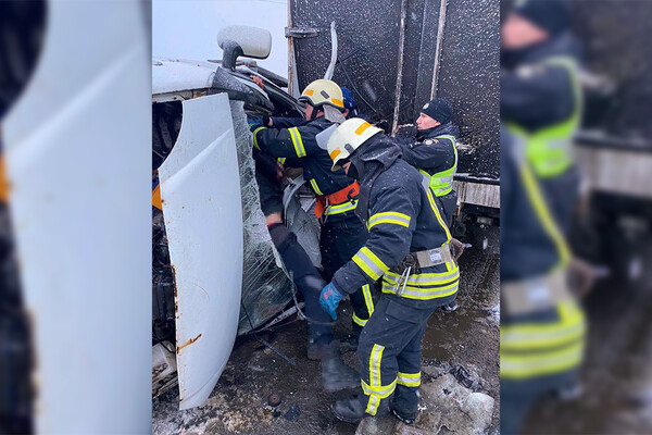 Погиб человек: под Днепром столкнулись грузовики Volvo и &quot;ГАЗель&quot; фото 1