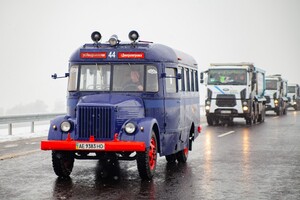 Автогиганты протестировали Южную объездную Днепра фото