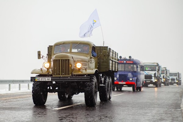 Автогиганты протестировали Южную объездную Днепра фото 9