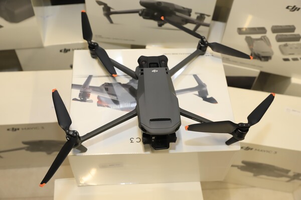 Днепр передает военным 70 разведывательных дронов, приобретенных фондом TAPS и Штабом обороны Днепра фото 4